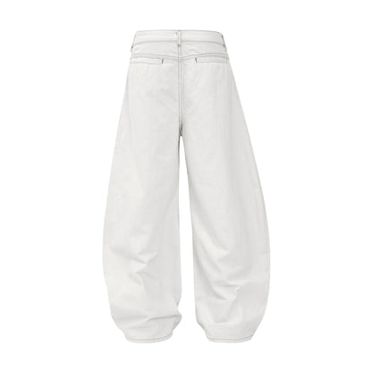 Loose Knife Cut Jeans